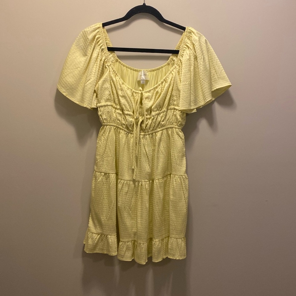 Line & Dot Yellow Ruffle Mini Dress - Picture 3 of 4